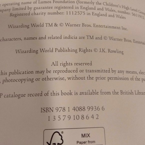 Tales of Beedle the Bard Deluxe Illustrated Slipcase - First Edition - Picture 5 of 6